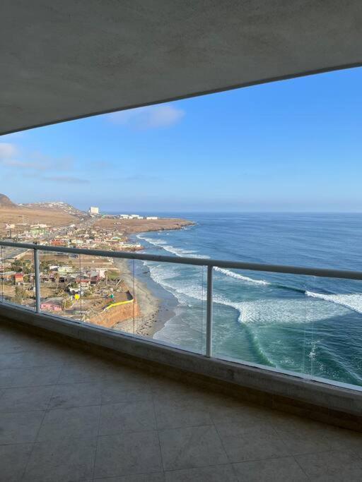 Beachfront 4 Bedroom Penthouse - Pool Steps To Beach & Mins To Downtown Rosarito Exterior photo